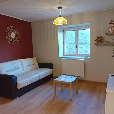 Petite Maison En Pierre Au Calme Avec Exterieur Montbellet Extérieur photo