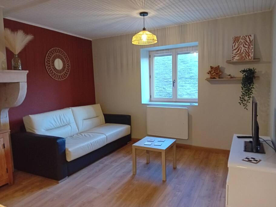 Petite Maison En Pierre Au Calme Avec Exterieur Hébergement de vacances